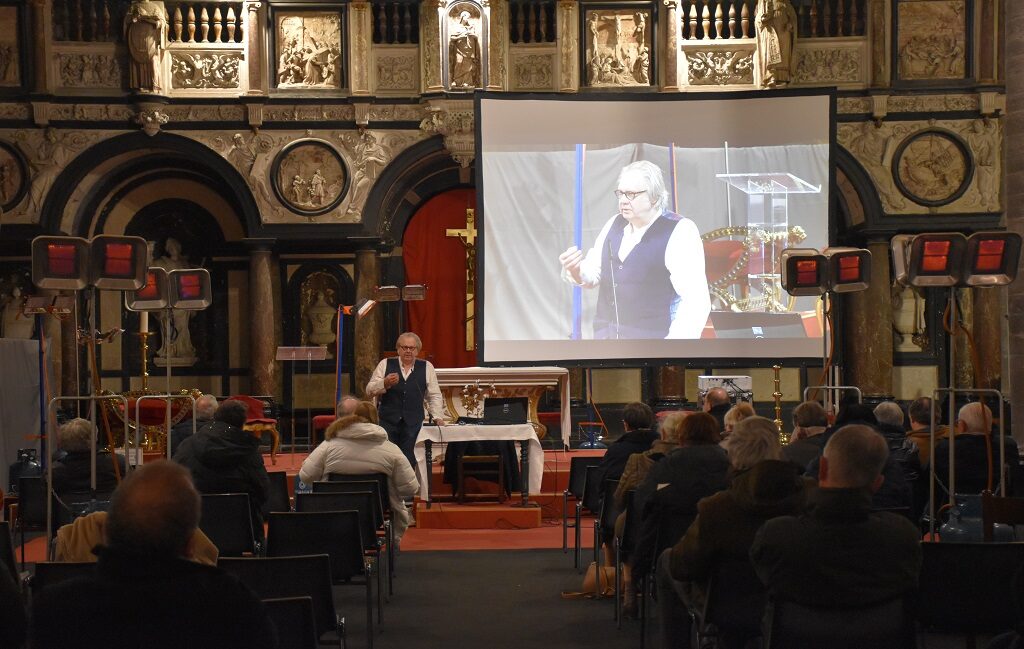 Conférence dans la Cathédrale
